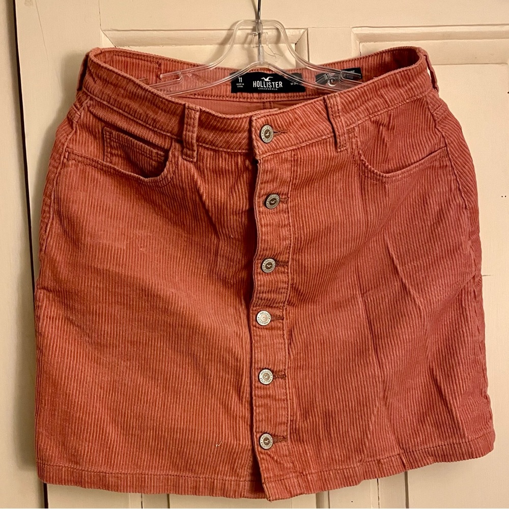 American Eagle Salmon Mini Skirt